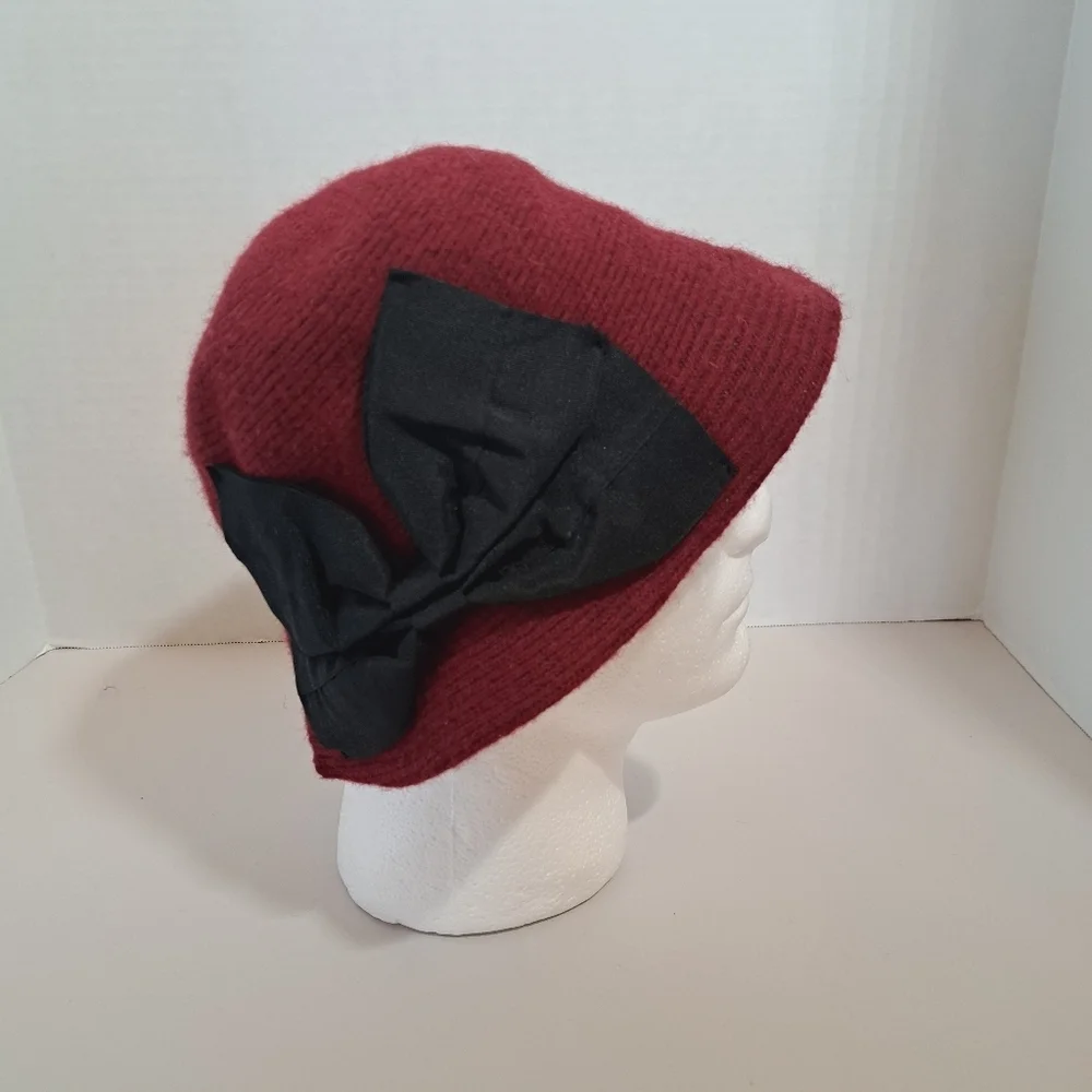 Scala Pronto Burgundy Wool‎ Cloche Hat With Black Bow Accent